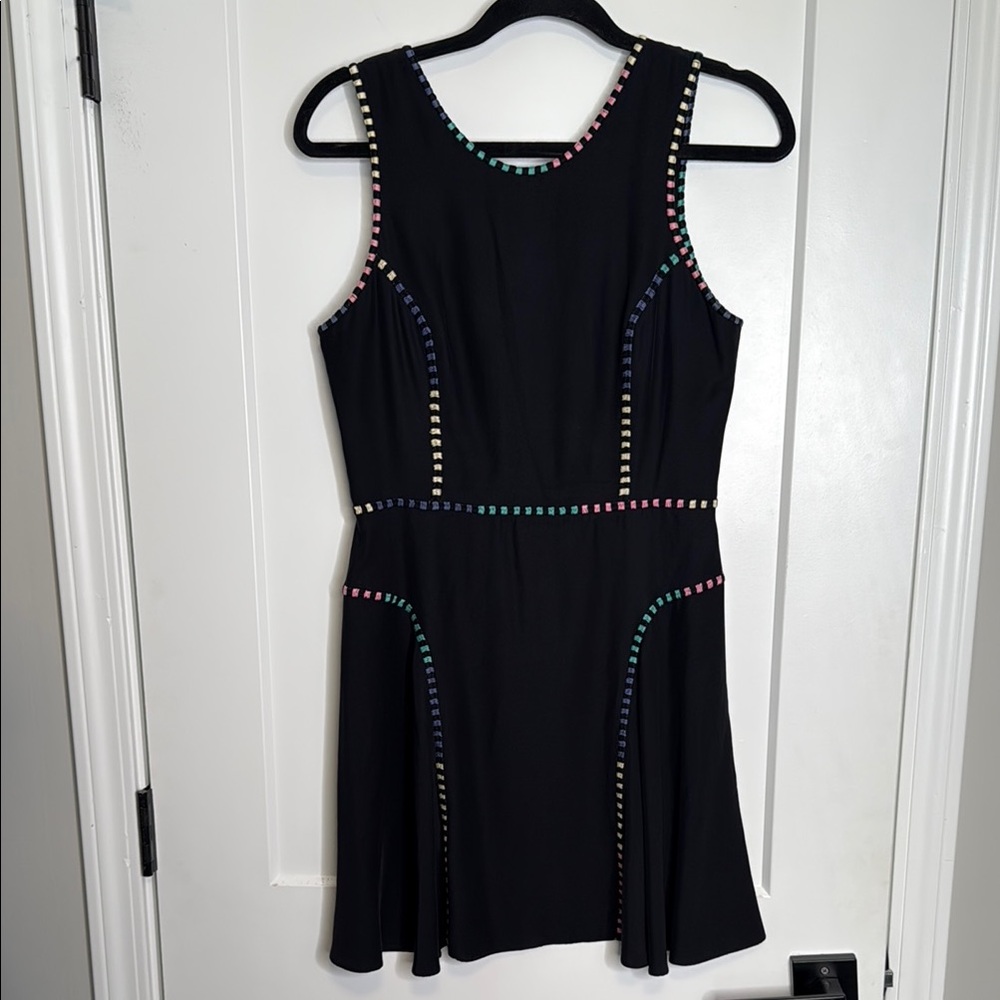 Parker‎ Embroidered Black Helen 100% Silk Dress - Small